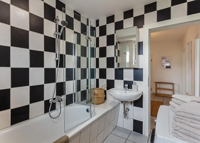 Daire Lahntaler 6 Gaeste, Wlan, Netflix, Bahnhofsnah *